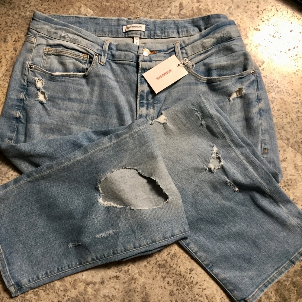 Good American Plus (22) Destruction Skinny Jeans - Picture 6 of 6